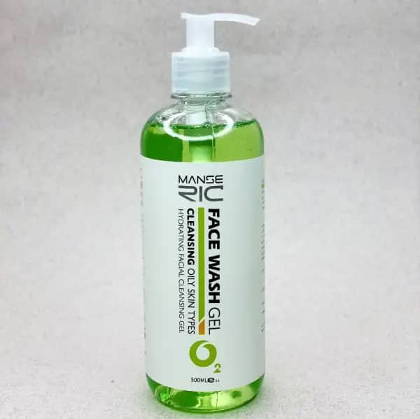 ژل شستشو صورت پوست های چرب مانسریک