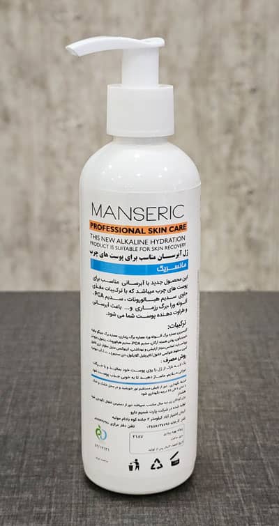 ژل آبرسان پوست چرب مانسریک